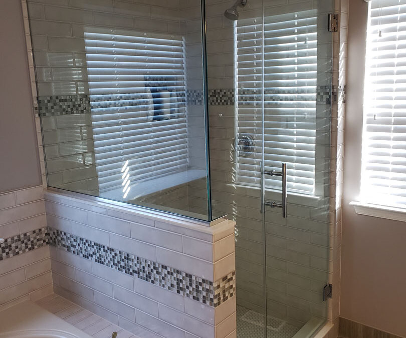 4 Signs That You Should Change Your Glass Shower Doors in Your Home